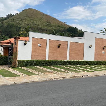 Villa Cottage Pousada Monte Alegre do Sul Eksteriør billede